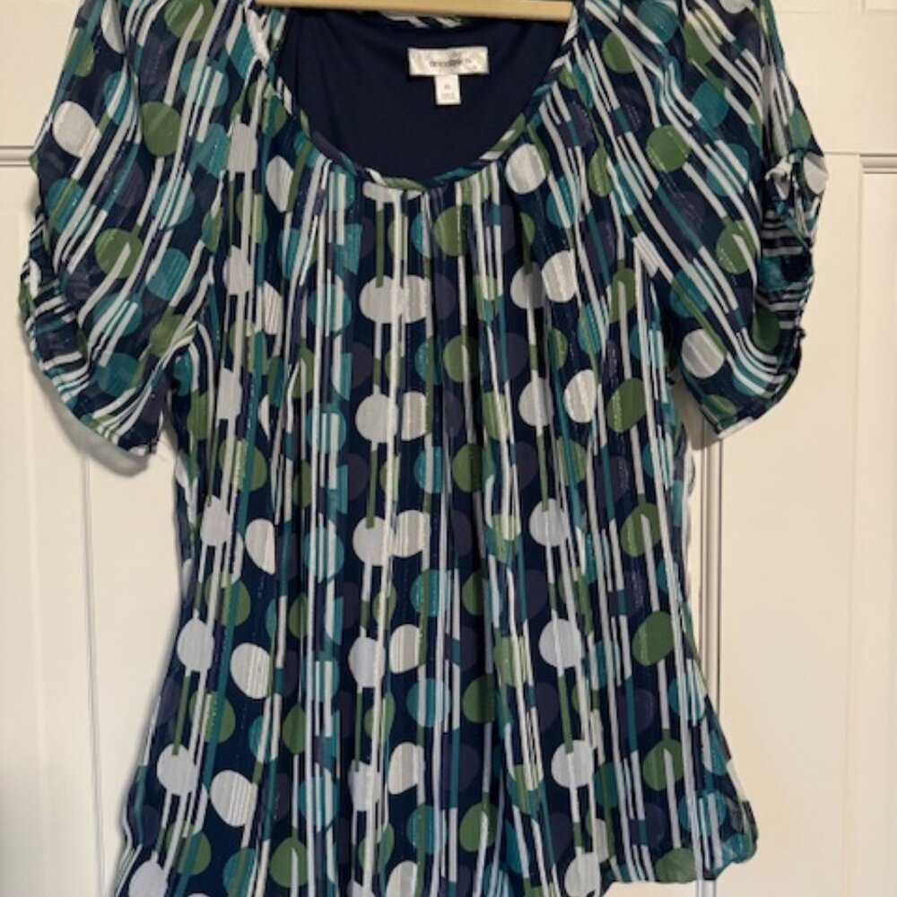 Dress Barn XL Short Sleeve Top Never Worn